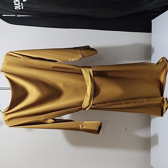 Yellow - Gold 3/4 Sleeve Work Dress - Picture 4 of 6